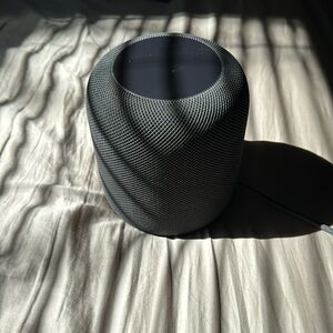 Apple HomePod 1st generation